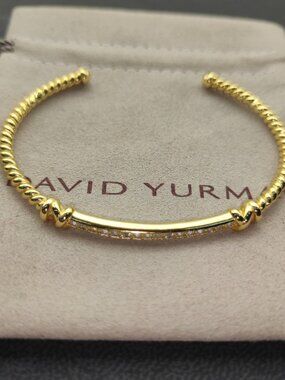 💛David Yurman💛 3MM bracelet with diamond